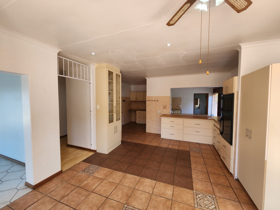 4 Bedroom Property for Sale in Dana Bay Western Cape